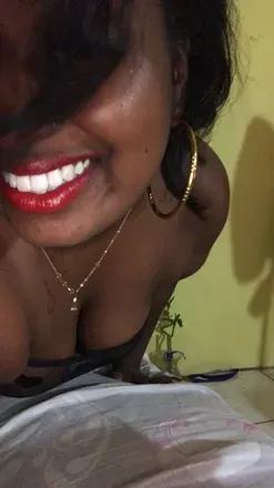 OnlyFans account  madamdee avatar 1