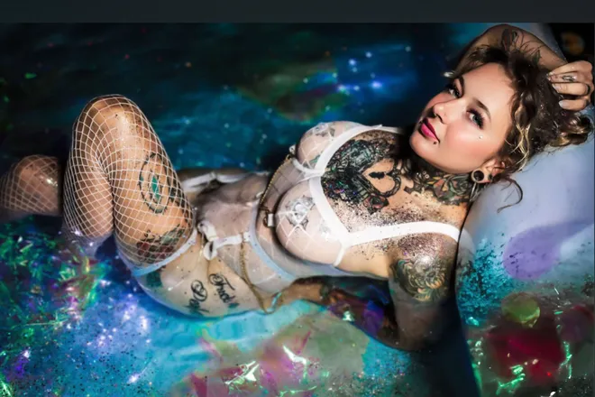 OnlyFans cuenta bigtittywitchy header 2