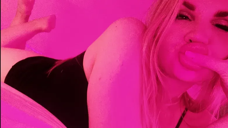 OnlyFans cuenta em.onof header 2
