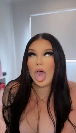 OnlyFans cuenta roxannedolly avatar 1