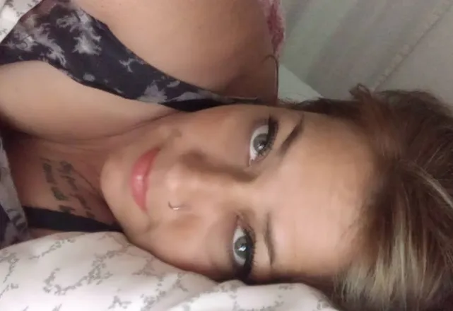 OnlyFans cuenta k.nela header 2