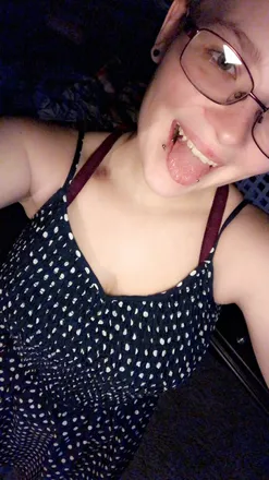 OnlyFans cuenta raerae1313 header 2