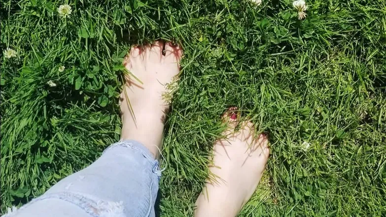 OnlyFans account  ali.starr header 2