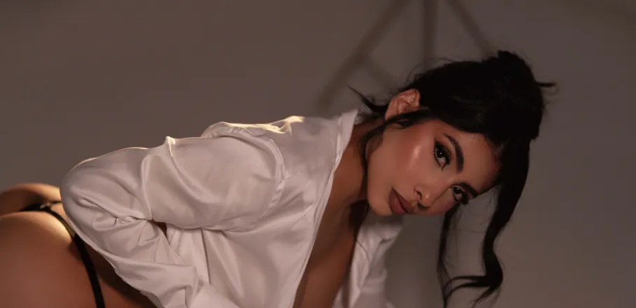 OnlyFans cuenta itsdarly header 2