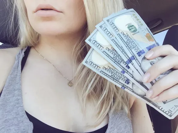 OnlyFans cuenta gloriousgrace_ header 1