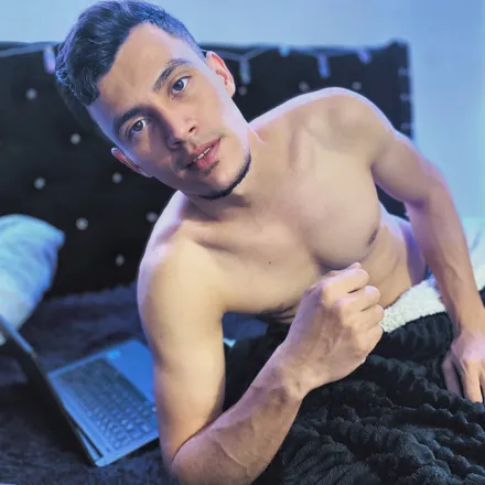 OnlyFans cuenta johtik header 2