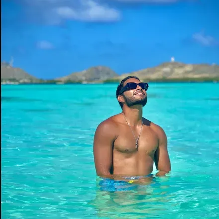 OnlyFans cuenta moi_ses_manuel header 2