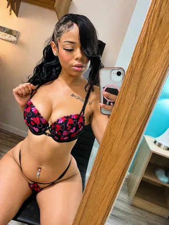 OnlyFans cuenta urfavforeign header 2