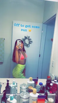 OnlyFans account  banana_pancakes69 header 2