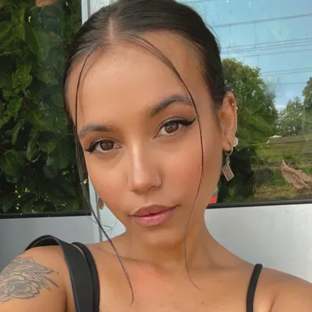 OnlyFans cuenta miabutller avatar 1