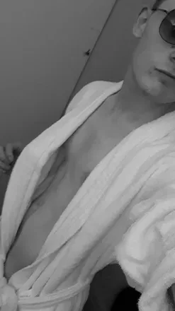 OnlyFans cuenta deedeedee_ avatar 1