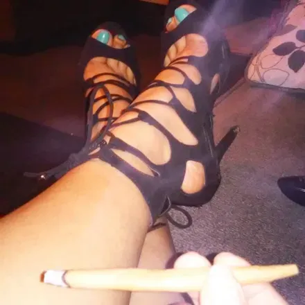 OnlyFans cuenta shanaenaeee header 2