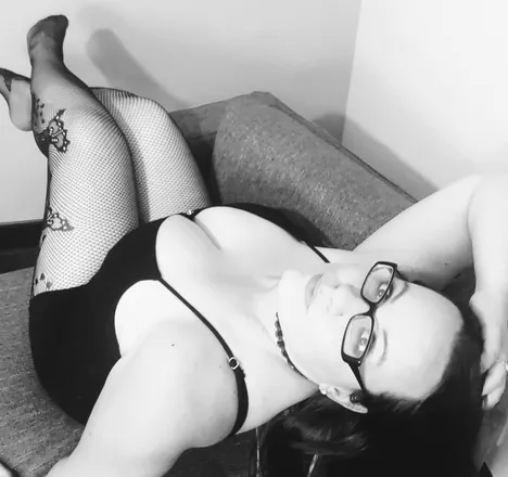 OnlyFans cuenta kinkybritt352 header 2