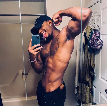 OnlyFans cuenta freakymeek500 header 2