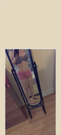 OnlyFans account  shons header 2