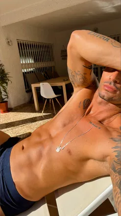 OnlyFans cuenta loveradv header 2