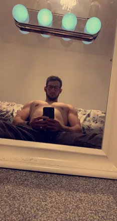 OnlyFans cuenta charles1312 header 2