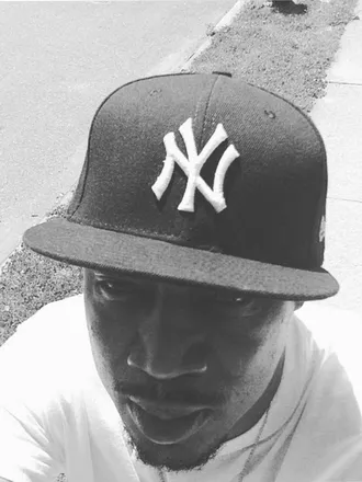 OnlyFans cuenta tyronemartize header 2