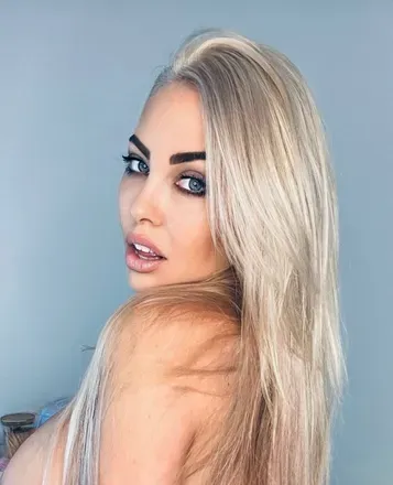 OnlyFans cuenta evieleana avatar 1