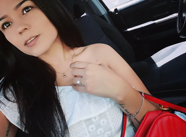 OnlyFans cuenta elena1502 header 2