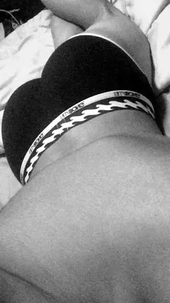 OnlyFans cuenta alejomendi header 2