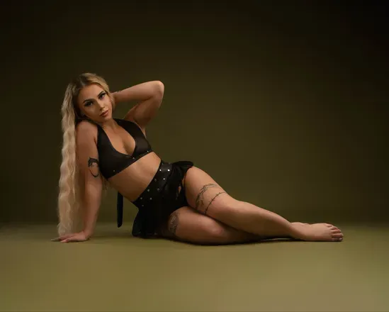 OnlyFans cuenta chloeeebarbie header 2