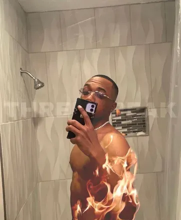 OnlyFans account  threefreak avatar 1