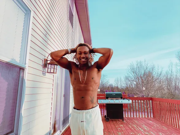 OnlyFans cuenta ugly_darkskin_god header 2
