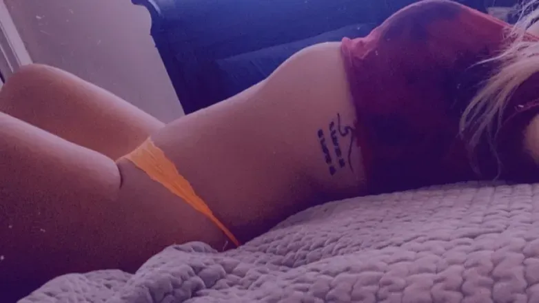 OnlyFans cuenta veesecrett header 2