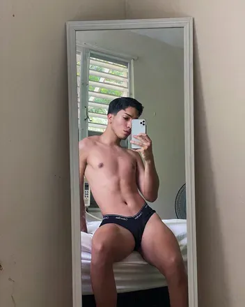 OnlyFans cuenta robertcasanova_ avatar 1