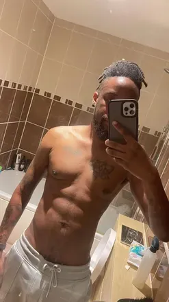OnlyFans cuenta mrmetoo03 avatar 1