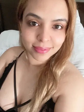 OnlyFans cuenta sarahcastillo7 header 2