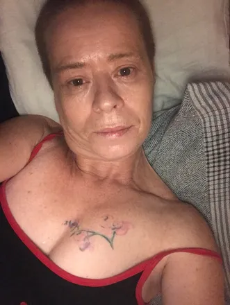 OnlyFans cuenta loveyes45 header 2