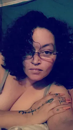 OnlyFans cuenta mrsqu33n avatar 1