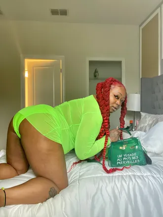 OnlyFans cuenta caramelkissies header 2