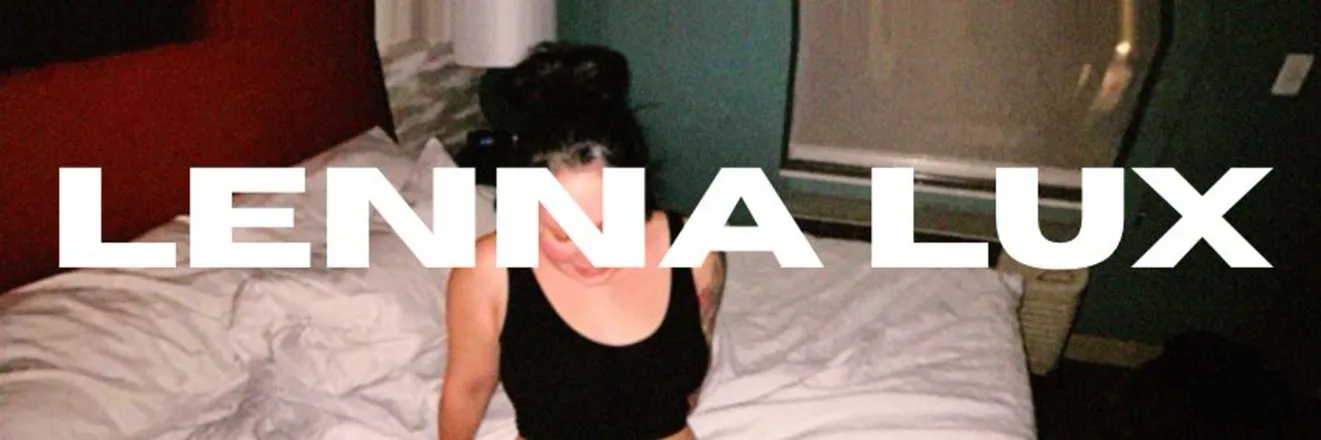 OnlyFans cuenta lennaluxxx header 2