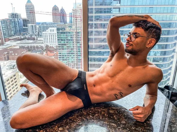 OnlyFans cuenta chrisarrows header 2