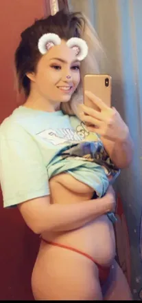 OnlyFans account  millfyybreee avatar 1