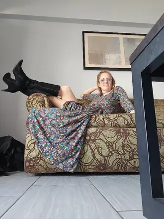 OnlyFans account  hksmilf90 header 2