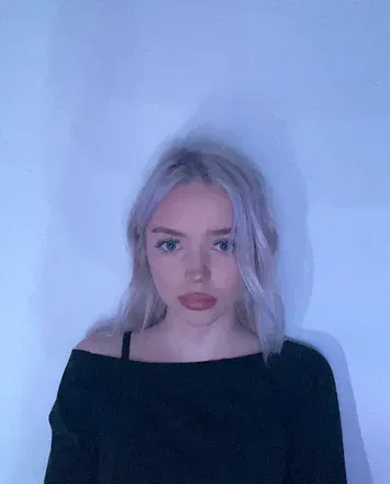 OnlyFans account  dumbbitchie avatar 1