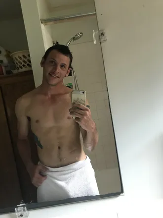 OnlyFans cuenta spencer9009 header 2
