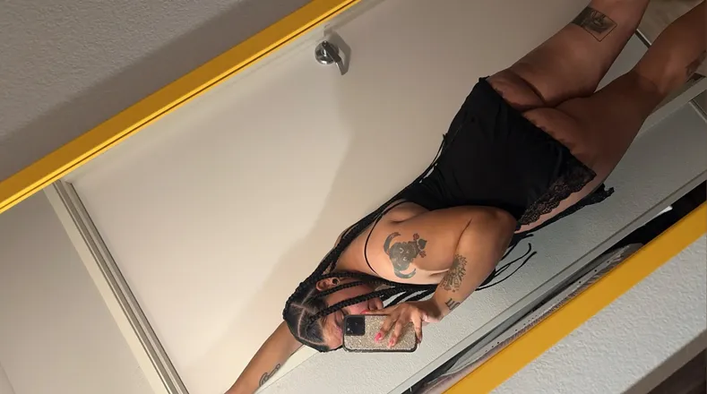 OnlyFans cuenta yesmarisaxo header 2