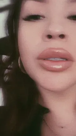 OnlyFans account  hellabadhellasweet header 2