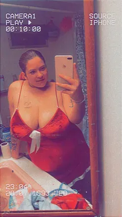 OnlyFans account  devilscarlett avatar 1