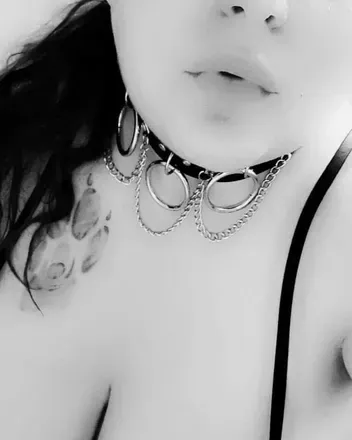 OnlyFans cuenta myjigglyjugz header 2
