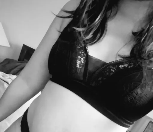 OnlyFans cuenta kellysiena header 2