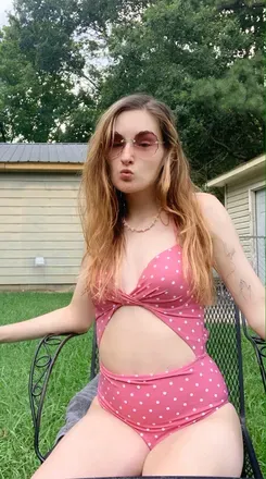 OnlyFans account  babyygurl00 avatar 1