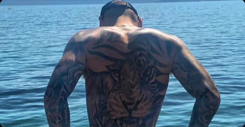 OnlyFans account  bourts header 2