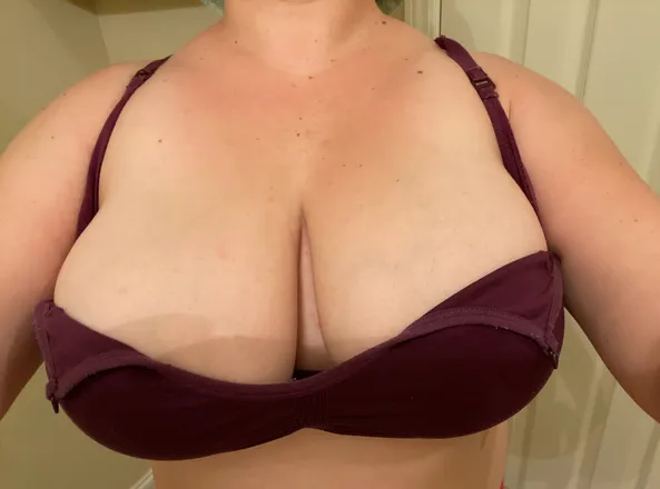 OnlyFans cuenta knickersinatwistfans header 2