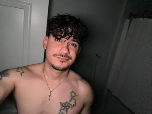 OnlyFans cuenta u84686581 header 2